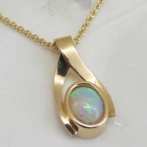 Anhänger Opal Gelbgold