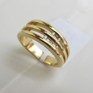 Ring Gelbgold mit Brillanten