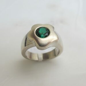 Ring Silber mit blauem Stein